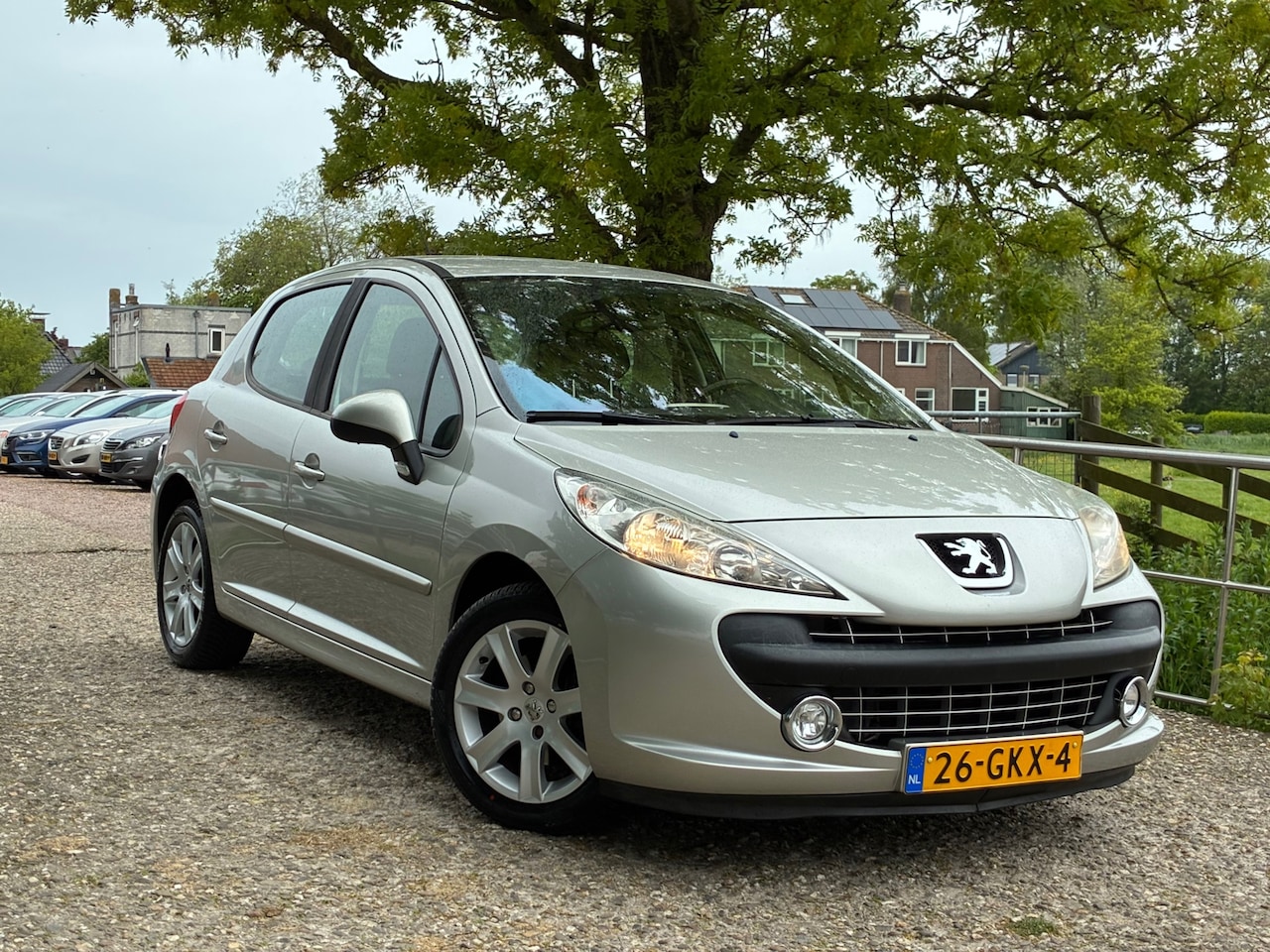 Peugeot 207 - 1.6 VTi XS Pack | Automaat + '' 123.000 KM '' Nu € 3.975,-!!! - AutoWereld.nl