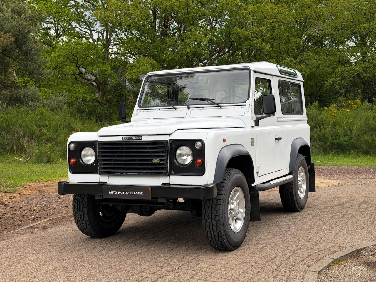 Land Rover Defender - 2.0 Mpi | Benzine - AutoWereld.nl