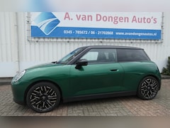 MINI Cooper - COOPER SE FAVOURED M 54.2KWH, Pano, Led, Navi, Camera