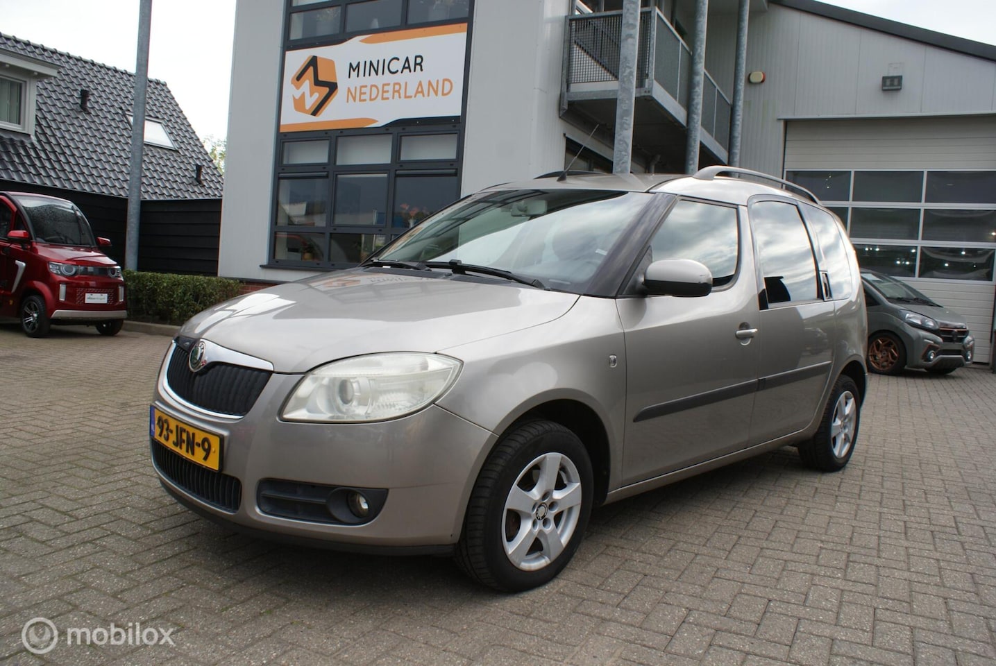 Skoda Roomster - 1.4-16V Dynamic techn 100% nieuwe distributie - AutoWereld.nl