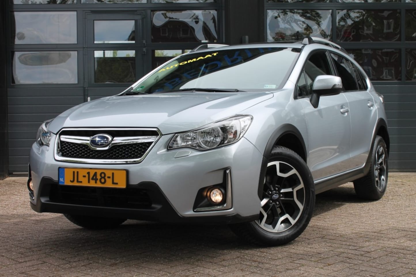 Subaru XV - 2.0I PREMIUM AWD **NL-Auto**  Automaat / trekhaak / Schuif kantel dak - AutoWereld.nl
