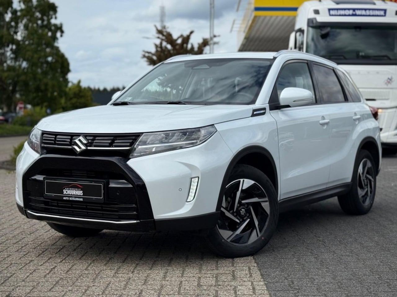 Suzuki Vitara - 1.4 STYLE PANO H.LEER CARPLAY CAMERA NAVI KEYLESS - AutoWereld.nl