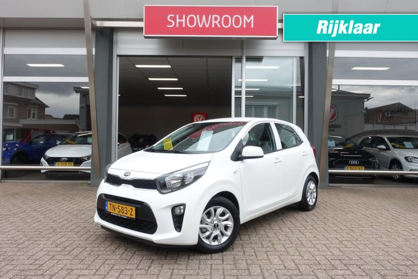 Kia Picanto - 1.0 CVVT COMFORT PLUSLINE NAVIGATOR 1e Eigenaar (All-in prijs) - AutoWereld.nl