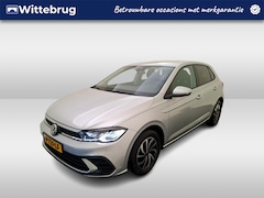 Volkswagen Polo - 1.0 TSI 95pk Life / Navigatie by APP / LM velgen / Digital cockpit / Parkeersensoren
