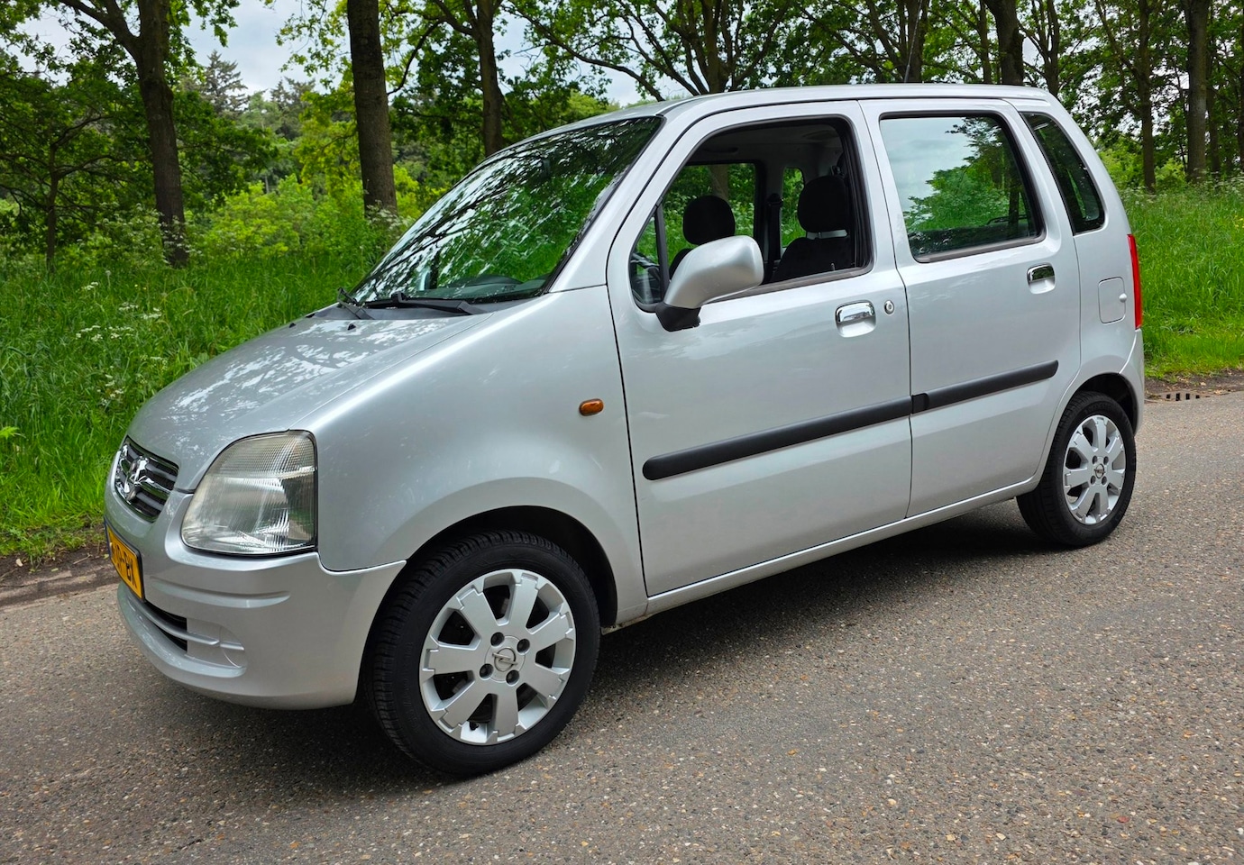 Opel Agila - 1.2-16V Star Edition 44.145 KM ! NL Auto ! 1e Eig - AutoWereld.nl