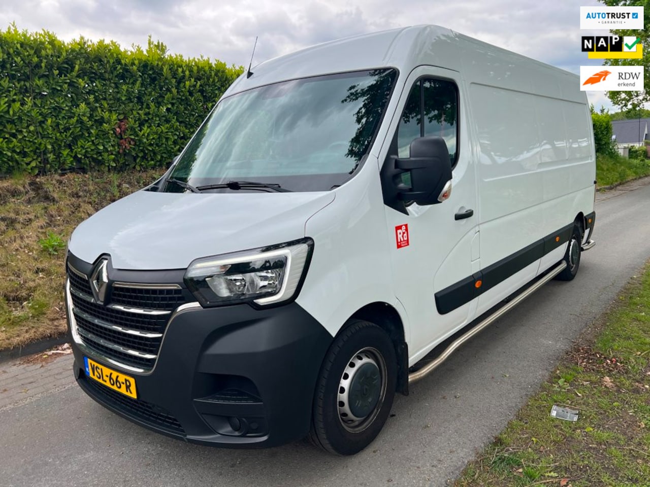 Renault Master - T35 2.3 dCi 135 L3H2 Comfort met complete historie, NAP en oa: Euro 6 - Airco - Navi - Cru - AutoWereld.nl