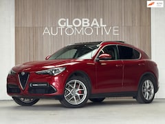Alfa Romeo Stelvio - 2.0 T AWD First Edition 280PK - SCHUIFDAK - HARMAN KARDON - LEER MET MEMORY STOELEN - ROSS