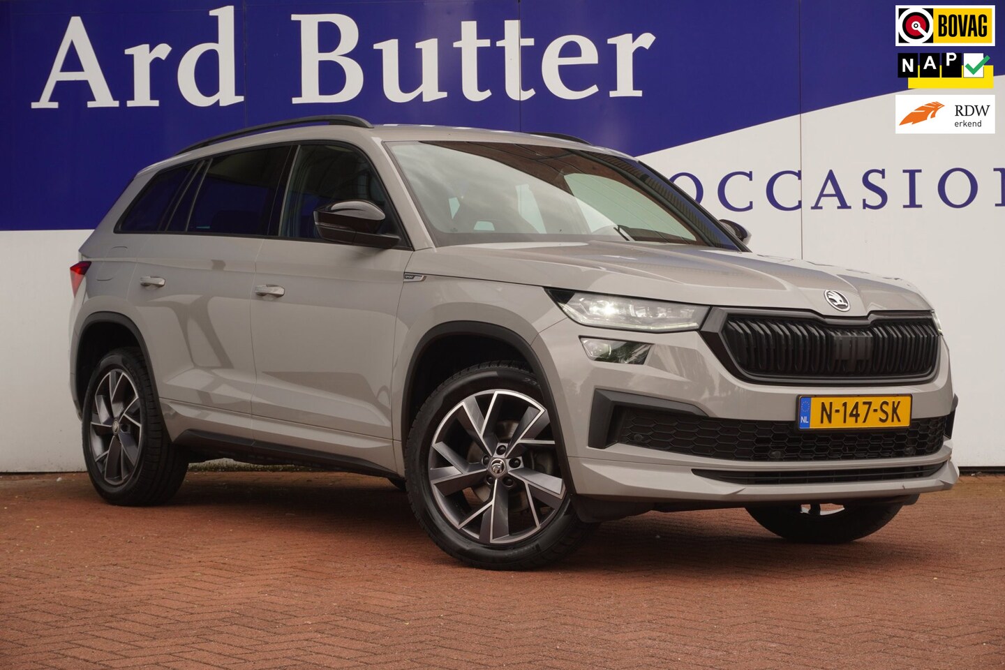 Skoda Kodiaq - 1.5 TSI Sportline Business+Comf+functie-Pakket+Stuur+stoel-verw+cameravitrual+Leder= 28-DE - AutoWereld.nl