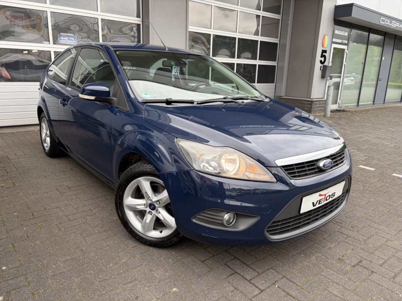 Ford Focus - 1.6 TI-VCT/ LAGE KM/ NETJES / CLIMATE - AutoWereld.nl