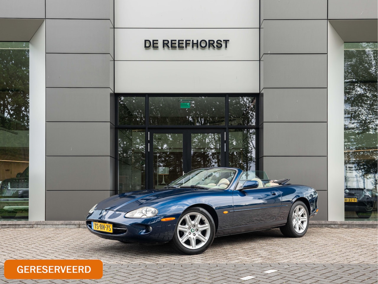 Jaguar XK8 - 4.0 V8 Convertible | Zeer netjes | Origineel Nederlands geleverd | - AutoWereld.nl