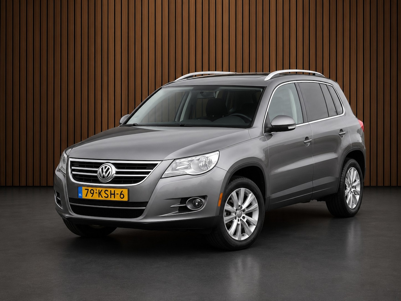 Volkswagen Tiguan - 2.0 TSI Sport&Style | ✅4-Motion | ⭐Panoramadak - AutoWereld.nl