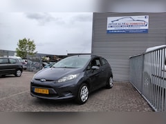 Ford Fiesta - 1.25 Limited 27800km - nl auto - nap - dealer onderhouden