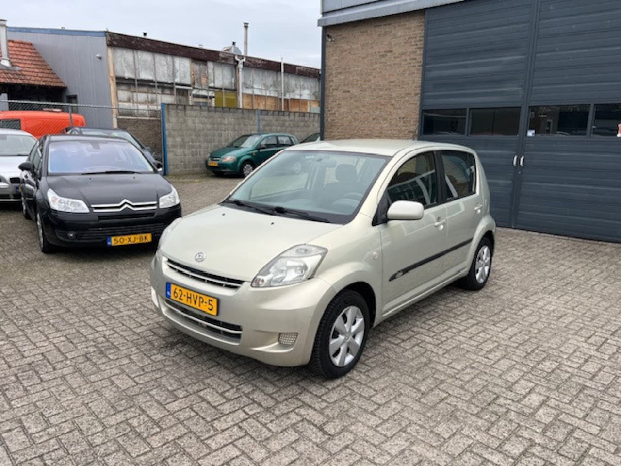 Daihatsu Sirion 2 - 1.0-12V Premium met Airco - AutoWereld.nl