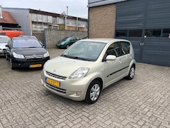 Daihatsu Sirion 2 - 1.0-12V Premium met Airco