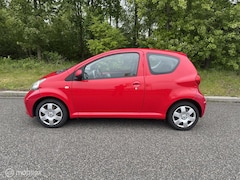 Toyota Aygo - 1.0-12V +