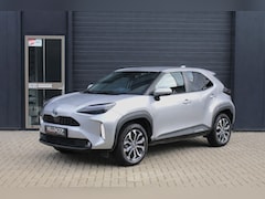 Toyota Yaris Cross - 1.5 Hybrid Explore | Trekhaak | Adaptive Cruise | Stuurverwarming | Camera | DAB | Fabriek