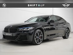 BMW 5-serie - 530e M-Sport | M-Stoelen | Schuifdak | Alcantara hemel | Head Up | Harman Kardon