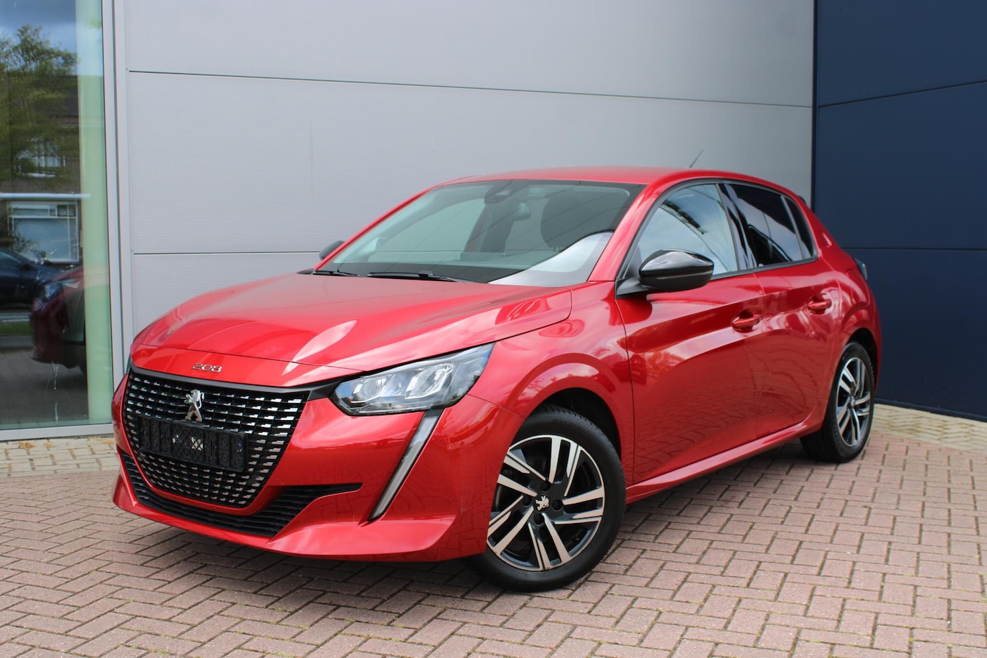 Peugeot 208 - 1.2 PureTech 100 Allure Pack Airco Camera Carplay Zeer mooi - AutoWereld.nl