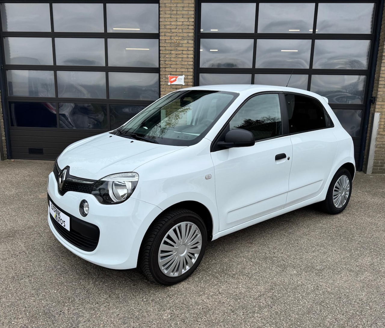 Renault Twingo - 1.0 SCe Expression - AutoWereld.nl
