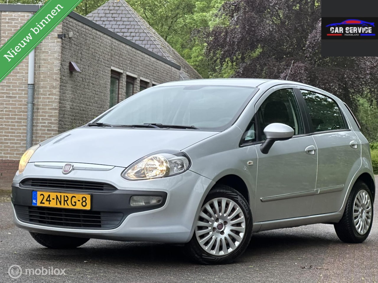 Fiat Punto Evo - 1.4 Dynamic/AUTOMAAT/CRUISE/NAP/APK/PDC/NAVI/ - AutoWereld.nl