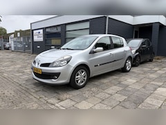 Renault Clio - 1.4-16V Dynam.Luxe I APK 7-2027 Clima I Dealer onderhouden