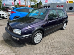 Volkswagen Golf - 1.8 GT