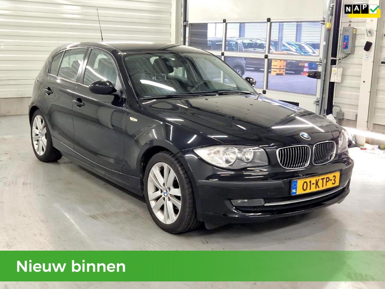 BMW 1-serie - 116i 5DRS|AIRCO| LEDER| NW APK| CRUISECONTROL| VELGEN - AutoWereld.nl