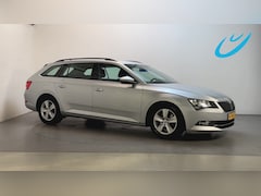 Skoda Superb Combi - 1.6 TDI Style Business Navigatie Camera DAB+ App-Connect Trekhaak