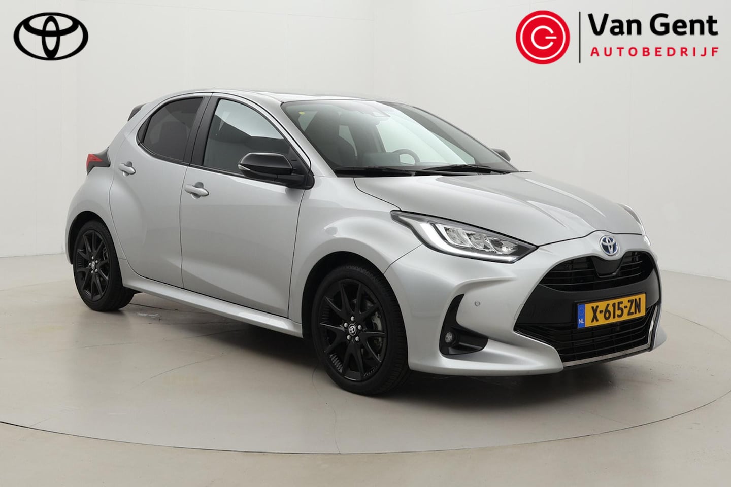 Toyota Yaris - 1.5 Hybrid Executive | Dodehoek detectie | Apple Carplay / Android Auto | Stoel-/stuurverw - AutoWereld.nl
