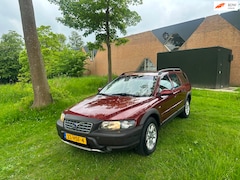 Volvo V70 Cross Country - 2.4 T LPG Airco Automaat Pano