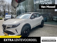 Alfa Romeo Junior - 1.2 Turbo Hybrid Ibrida | Carplay | Adaptive cruisecontrol |