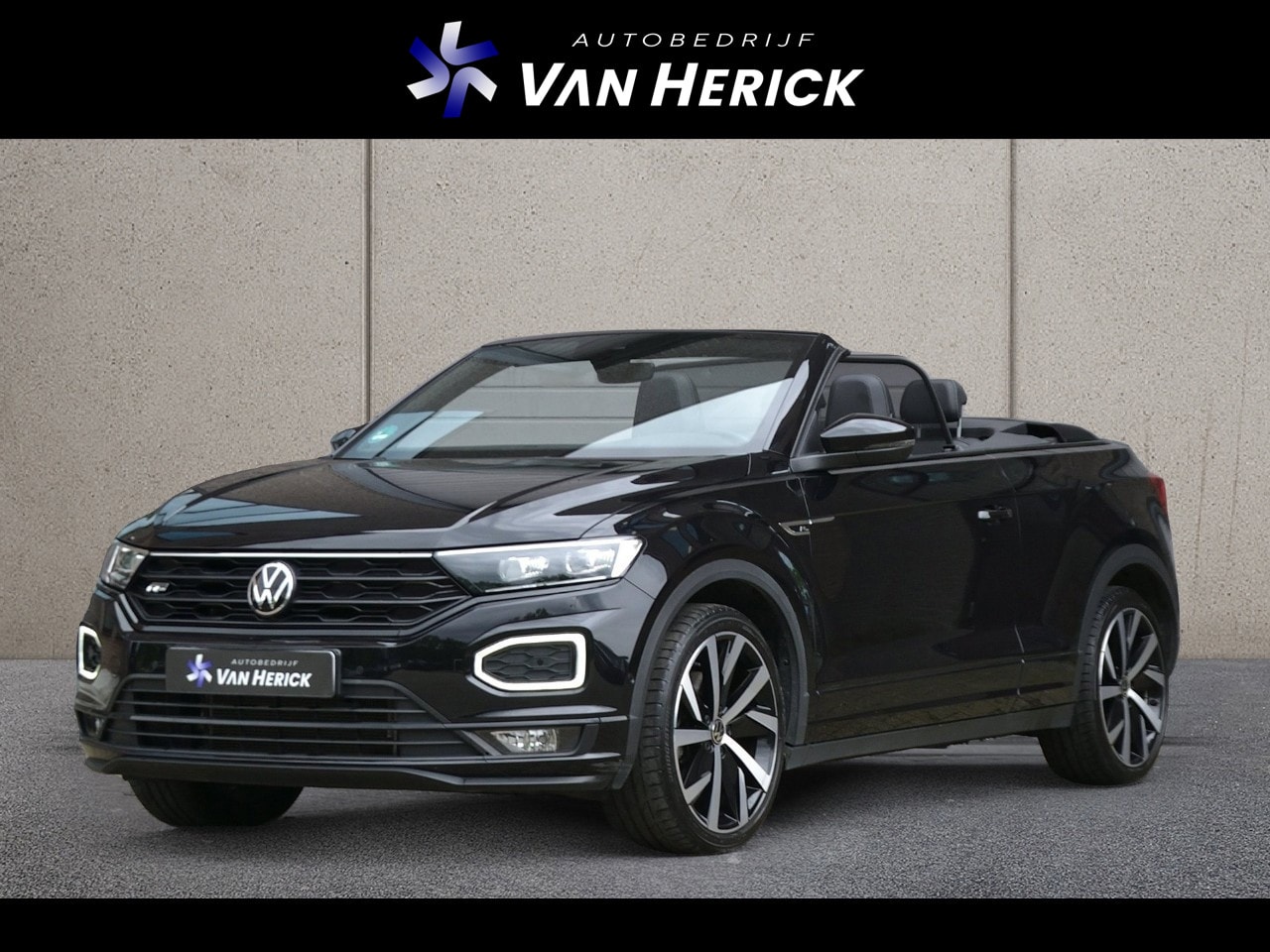 Volkswagen T-Roc Cabrio - 1.5 TSI R-Line 150PK Automaat | Winterpakket | Achteruitrijcamera | Trekhaak - AutoWereld.nl