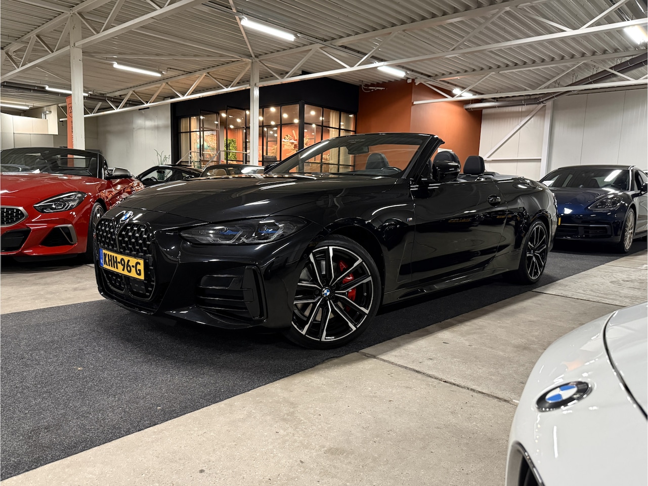 BMW 4-serie Cabrio - M440i xDrive Individual l Laser l Head-Up l Stoelkoeling l Nekverwarming l Top View - AutoWereld.nl