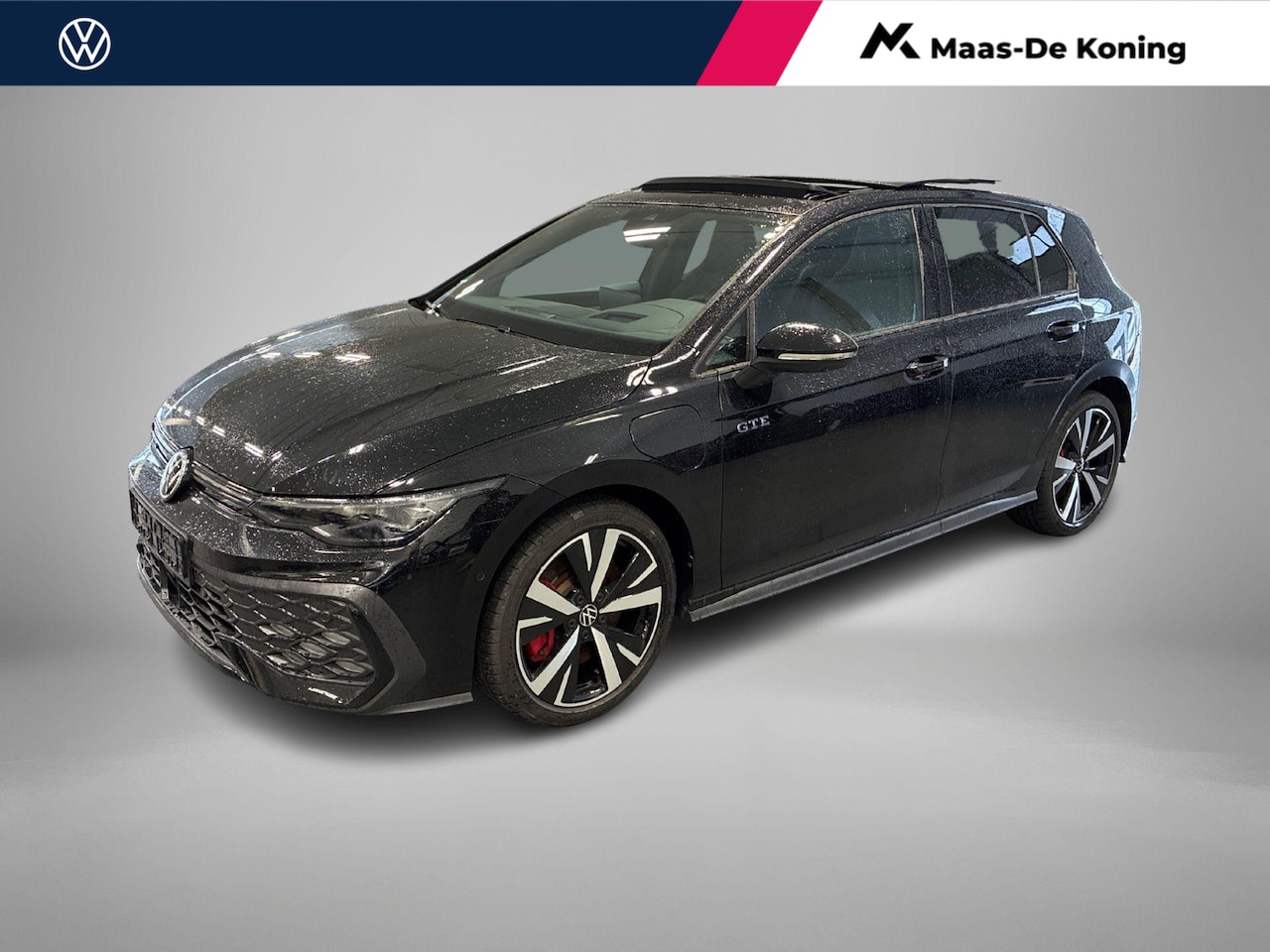 Volkswagen Golf - 1.5 272pk DSG eHybrid GTE · Panoramadak · 360 Camera · Wegklapbare Trekhaak · Stoel &-Stuu - AutoWereld.nl