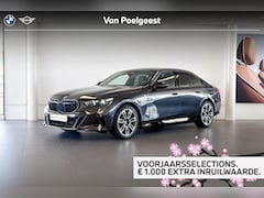 BMW i5 - Sedan eDrive40 M Sport Edition | Stoelventilatie | Comfort Access | Harman Kardon | Trekha