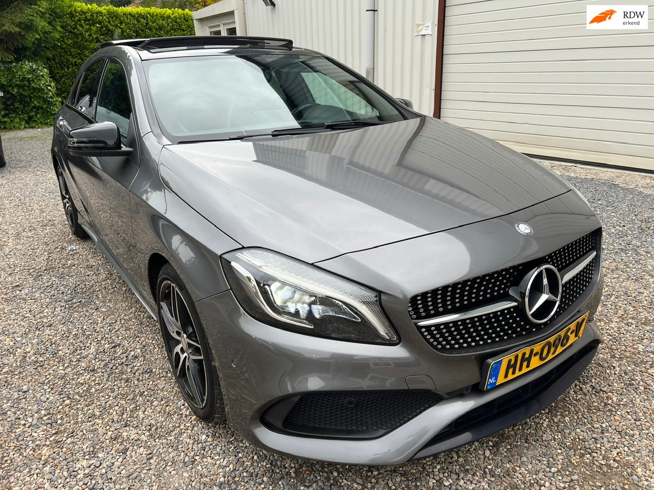 Mercedes-Benz A-klasse - 180 Ambition AMG AUT 1e EIG.PANODAK.LED.LEER.NAP! - AutoWereld.nl