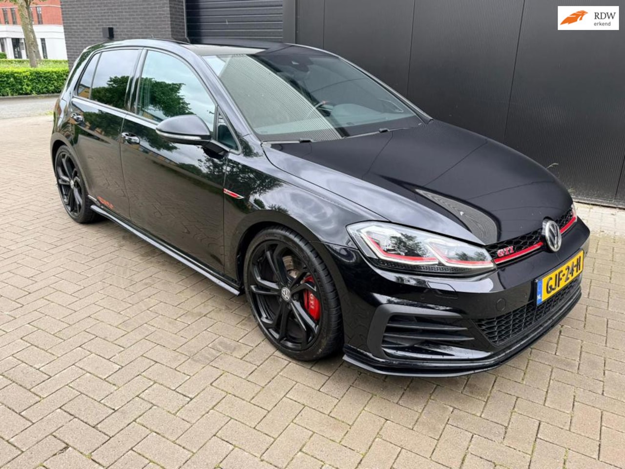 Volkswagen Golf - 2.0 TSI GTI TCR - Pano - Performance pack - Inruil mog! - AutoWereld.nl