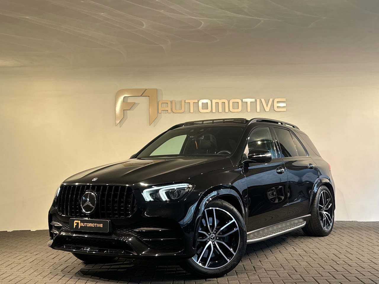 Mercedes-Benz GLE-Klasse - 450 4MATIC Premium+ Pano|Burmester - AutoWereld.nl