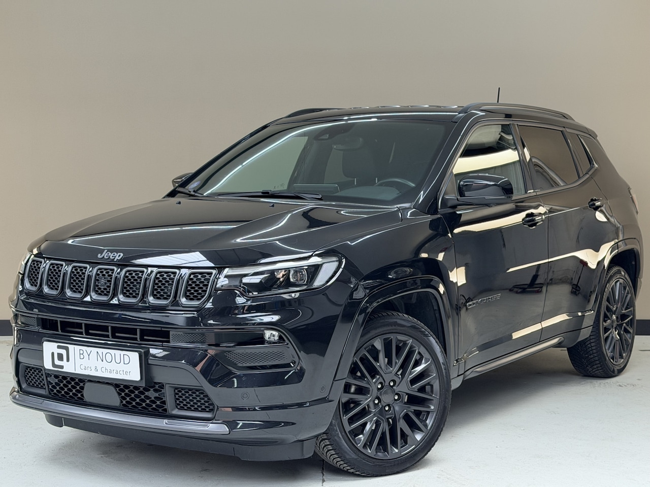 Jeep Compass - 1.3T S 1.3T S 150Pk, 2021, Facelift, 1ste eigenaar, Dealer onderhouden, 360" camera, Navigatie, S - AutoWereld.nl