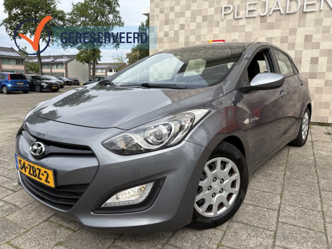Hyundai i30 - 1.6 GDI i-Motion Cruise Airco Lmv - AutoWereld.nl