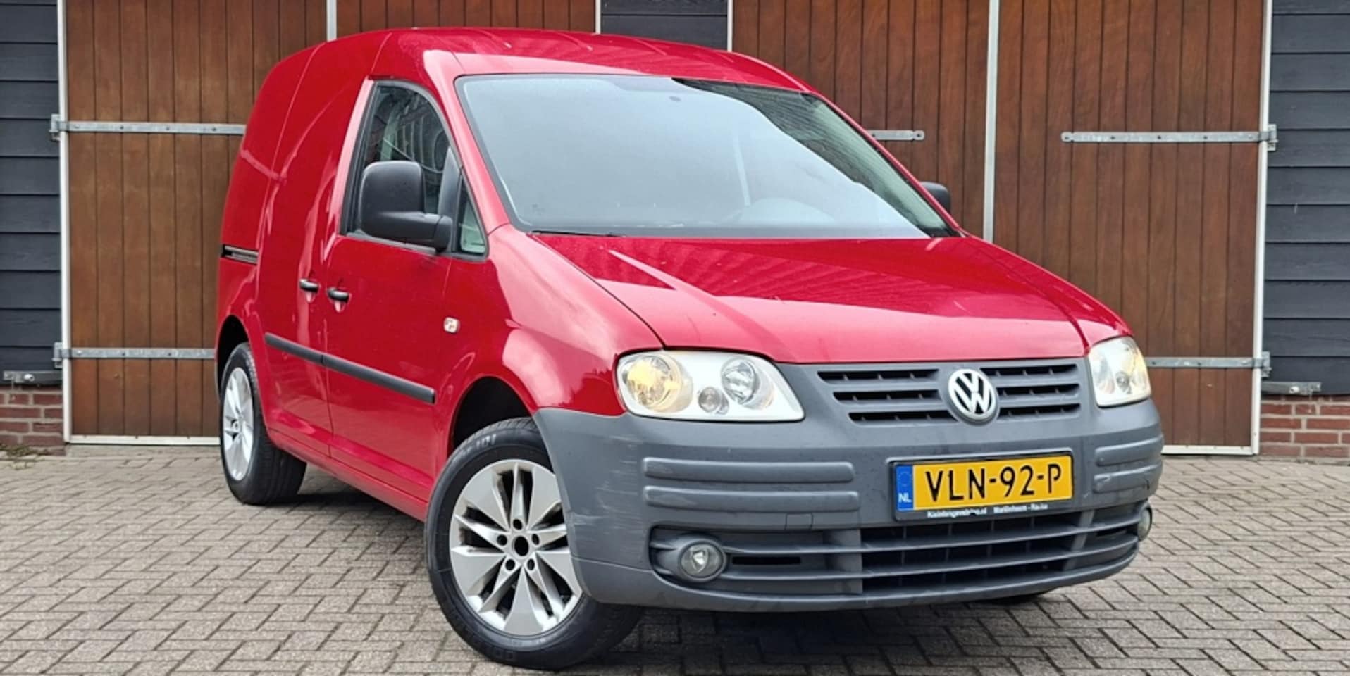 Volkswagen Caddy - 1.6 Lichtmetalen wielen | Trekhaak | APK tot 13-2-2027 - AutoWereld.nl