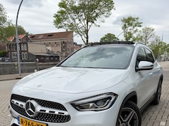 Mercedes-Benz GLA-Klasse - 200 Business Solution AMG