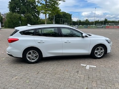 Ford Focus Wagon - 1.0 EcoBoost Trend Edition Business