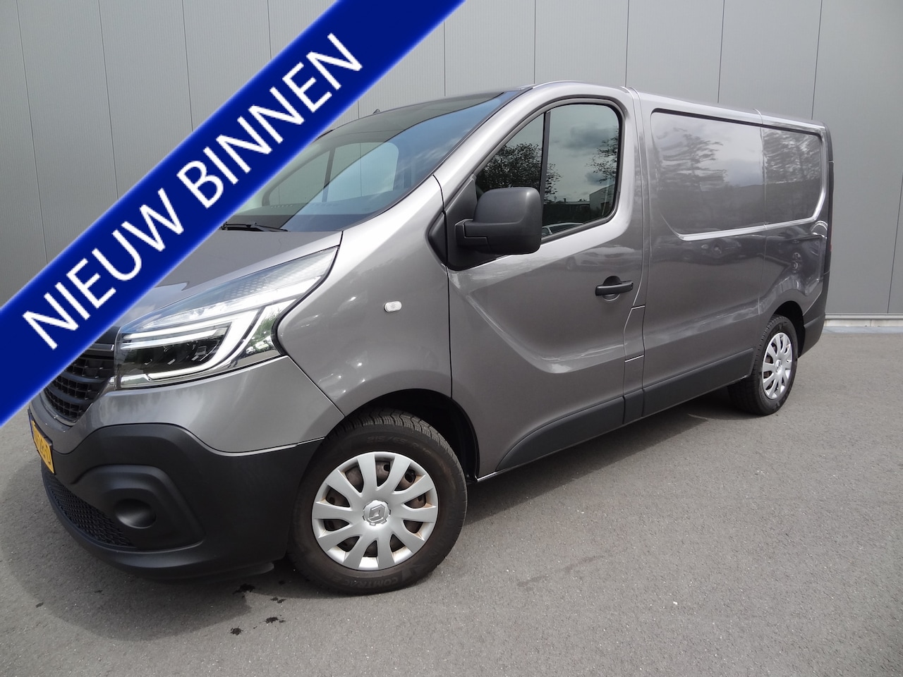 Renault Trafic - 2.0 dCi 120 T27 L1H1 Comfort | NL-AUTO | CRUISE | TREKHAAK | - AutoWereld.nl