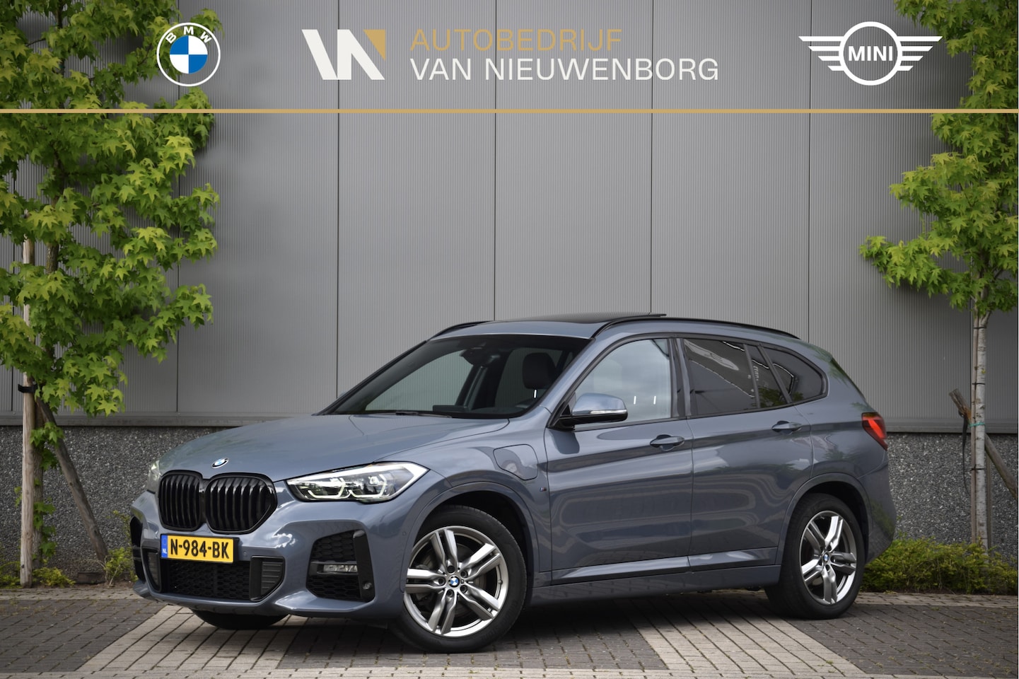 BMW X1 - xDrive25e M-Sport | Facelift | Panoramadak | Trekhaak  | Adaptive Cruise | HUD | Lederen S - AutoWereld.nl