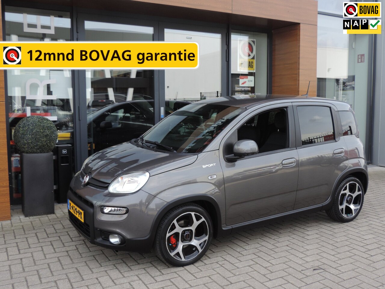 Fiat Panda - 1.0 Hybrid Sport 18.000km | ECC | PDC | 16'' | DAB | Bluetooth | Halfleer | Priv.glas | - AutoWereld.nl