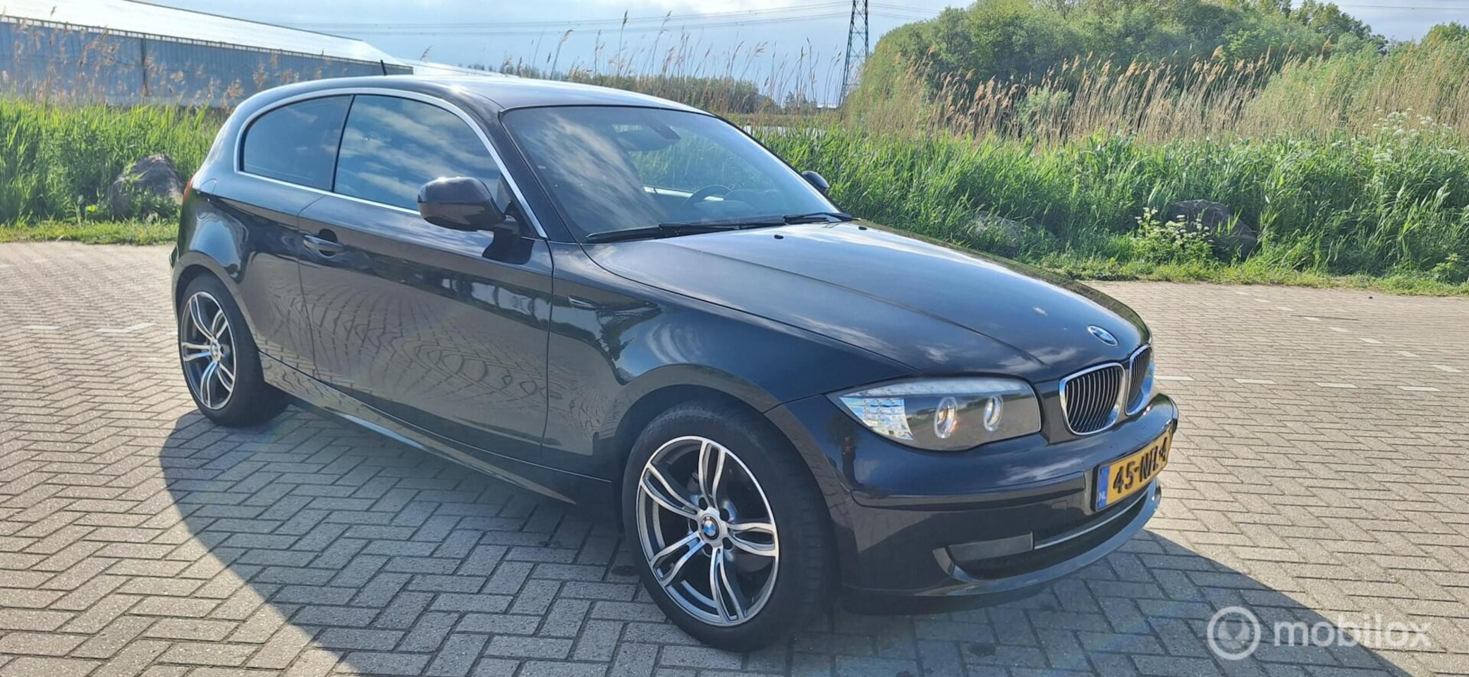 BMW 1-serie - 118i High Executive 118i High Executive - AutoWereld.nl