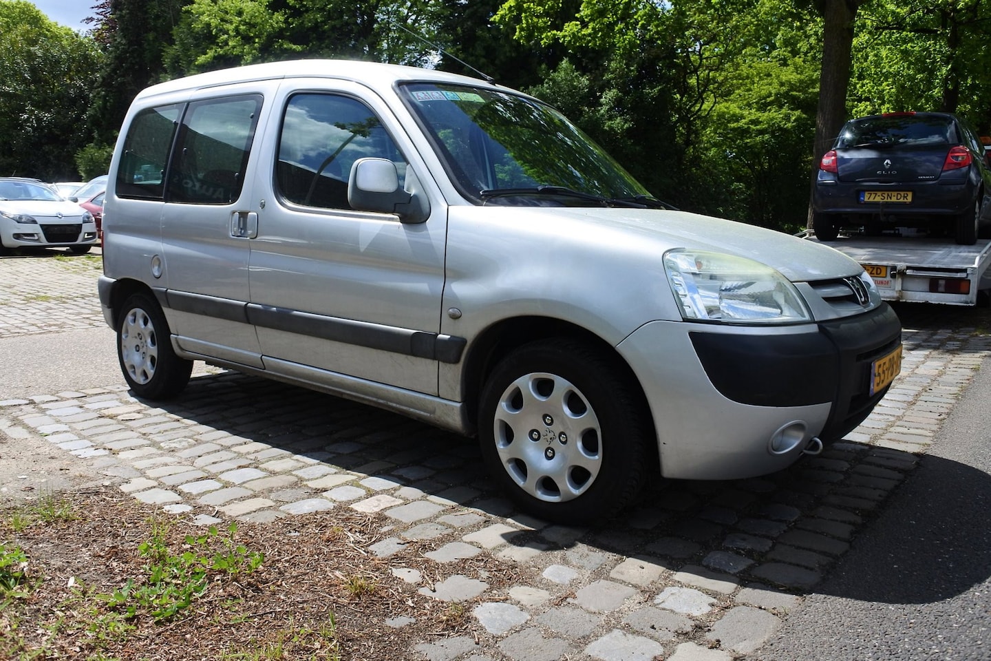 Peugeot Partner MPV - 1.6-16V XT airco 5 drs nw apk 9-7-2027 - AutoWereld.nl