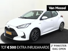 Toyota Yaris - 1.5 Hybrid Dynamic | Navigatie | Lichtmetalen Velgen | Achteruitrijcamera | Climate Contro