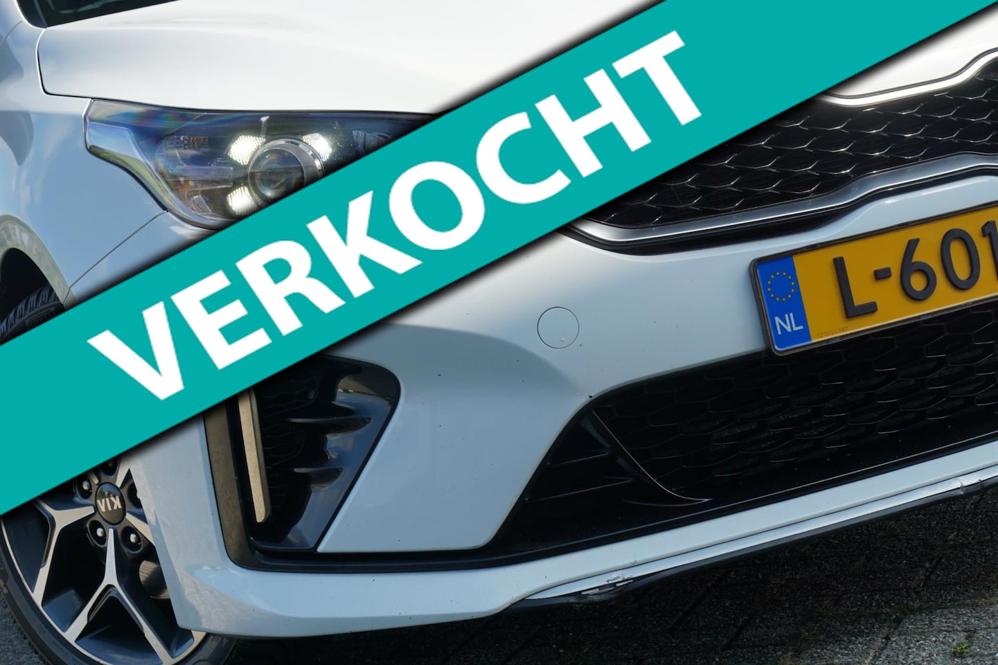 Kia Pro cee'd - 1.5 T-GDi GT-Line Editio - Deluxe White - Panoramadak/ - AutoWereld.nl